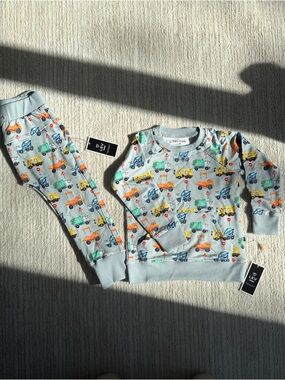 4t Bamboo Set Joggers & Sweatshirt 🛻🚜🚛